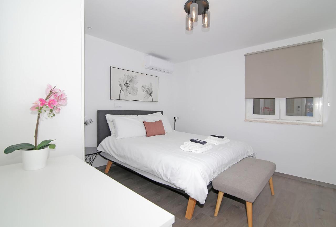 Seaside M Zaton 4 -seaview And Parking Apartment *
